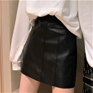 Stylevana - Vana Blog - Summer Outfit - MissLady - Faux-Leather Buttoned H-Line Mini Skirt