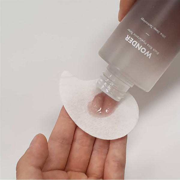 Haruharu WONDER Black Rice Hyaluronic Toner