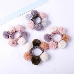 Stylevana - Furry-Ball Hair Tie