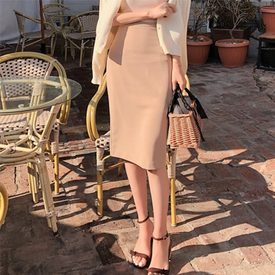 chuu Side-Zip Slit-Back Pencil Skirt