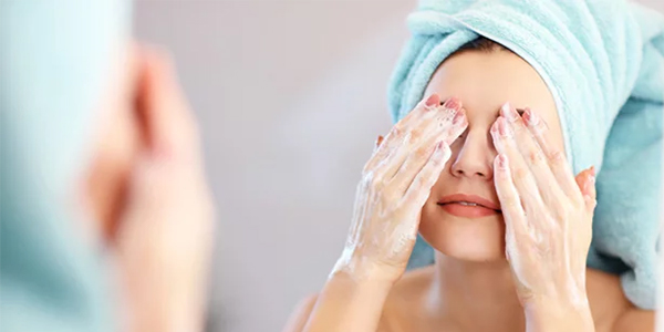 Day Skincare Routine: Hydrate and protect