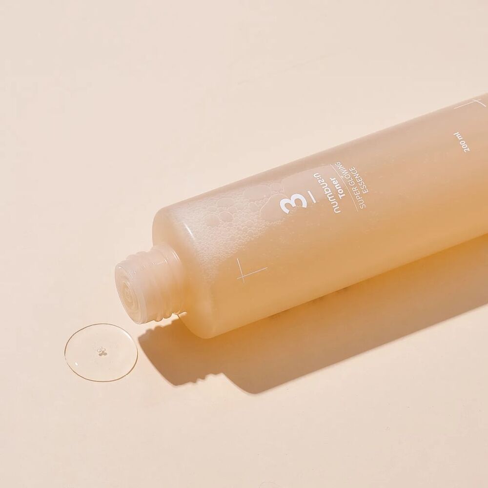 numbuz:n - No.3 Super Glowing Essence Toner - 200ml