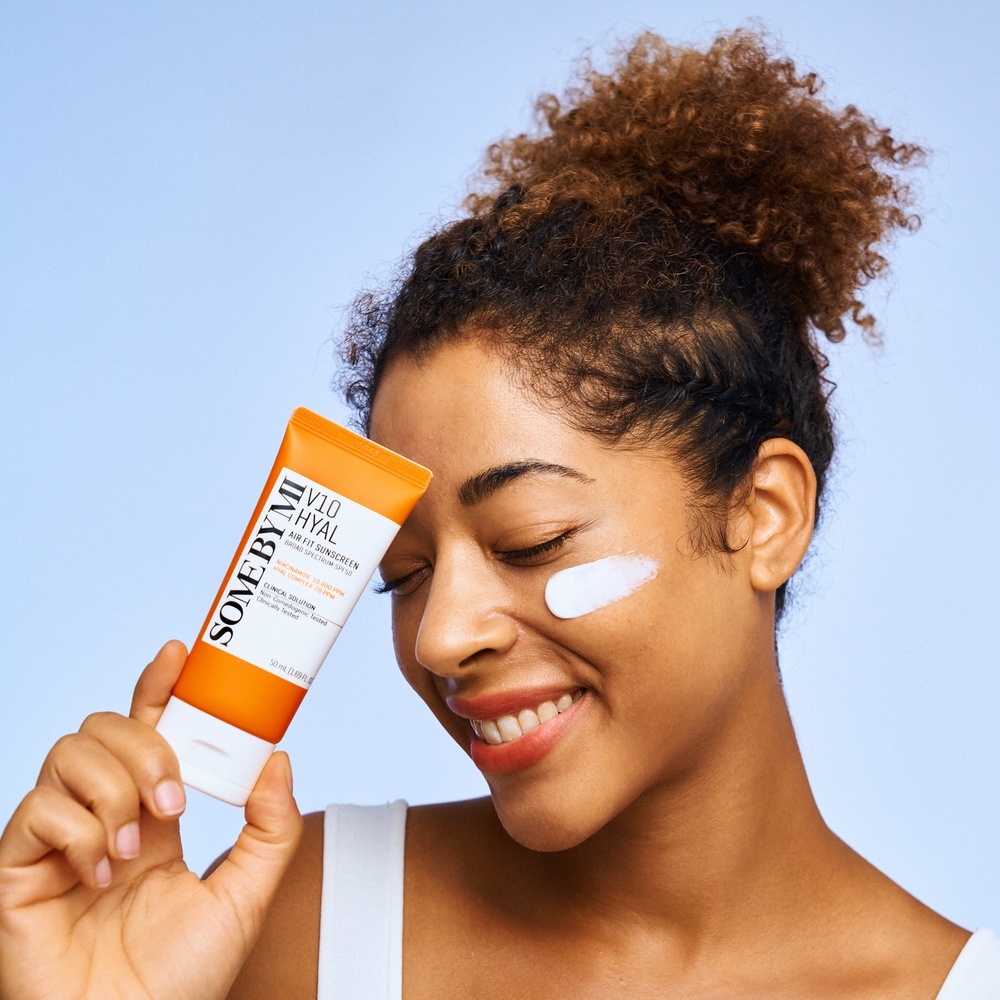 SOME BY MI - V10 Hyal Air Fit Sunscreen SPF50