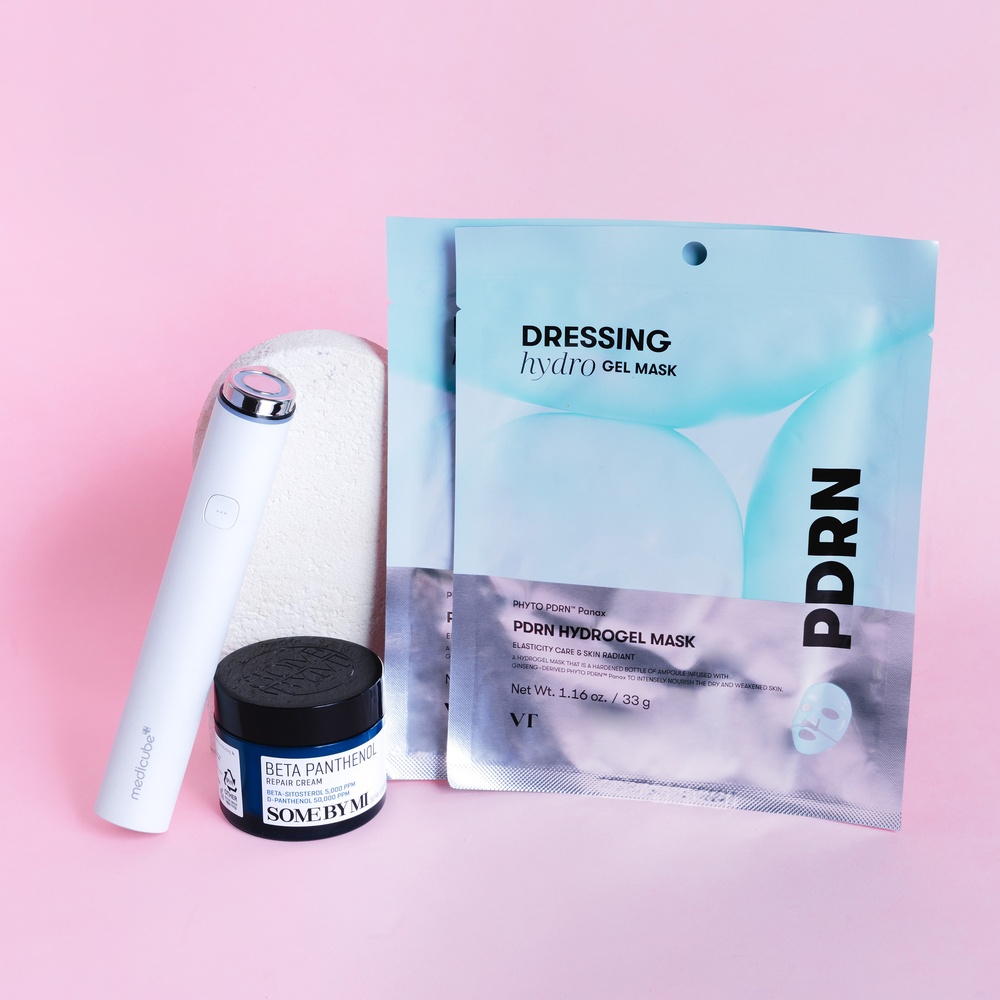 2025 VANA Select Beauty Pouch